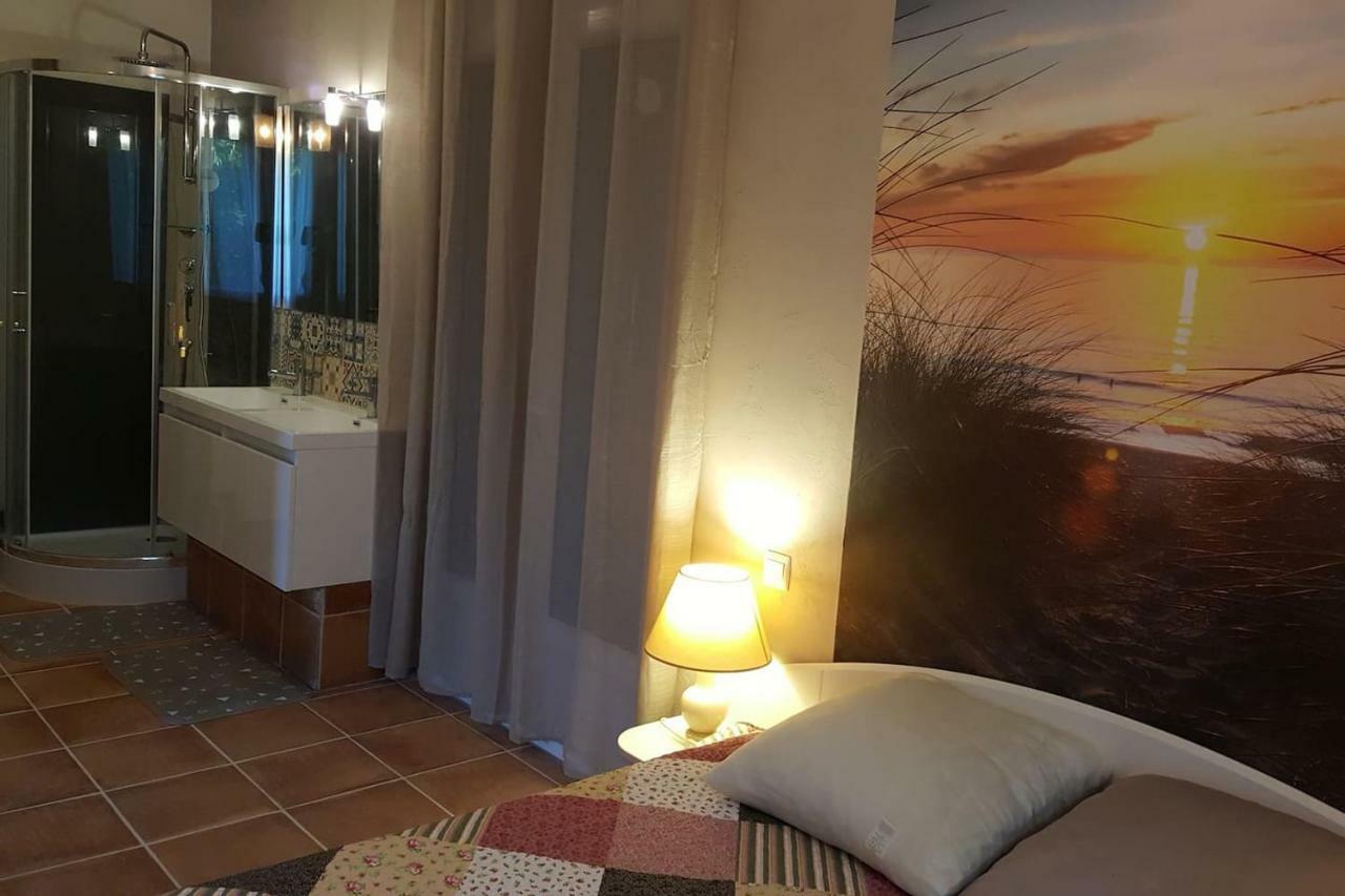 Logement Avec Piscine, Classe 3 Etoiles, De 42 M2 Tout Confort Au Calme Pour Un Couple Cahuzac-sur-Vère エクステリア 写真